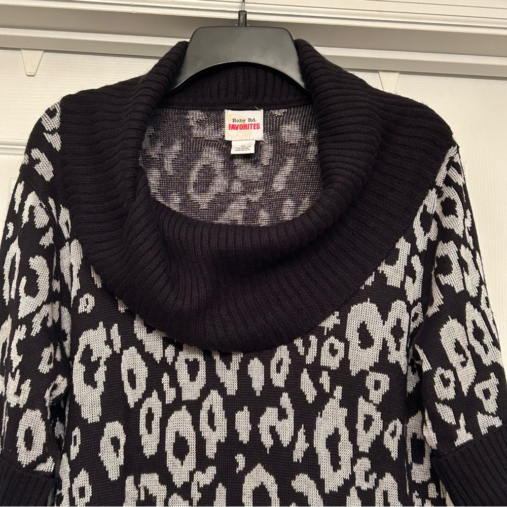 Ruby Rd Black And Gray Leopard Print Sweater Size… - image 2